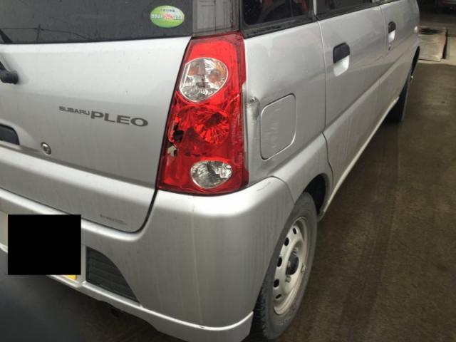 スバル　プレオ　深谷市　テールレンズ割れ交換　バンパー他キズ・へこみ直し