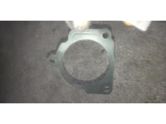 アルテッツア (RS200MT)にスロットルコンバートキット取り付け アルテッツア (RS200MT)にスロットルコンバートキット取り付け