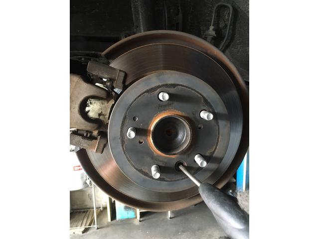 岡崎市　トヨタ・カムリ　法定点検！