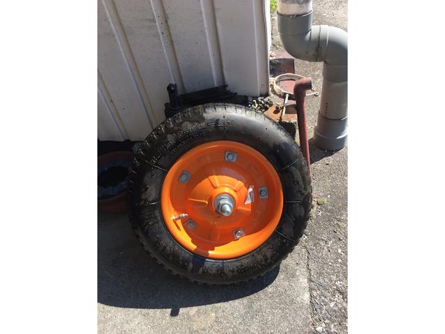 岡崎市　一輪車　パンク修理！
