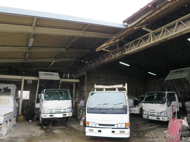 有限会社　赤坂自動車整備工場2