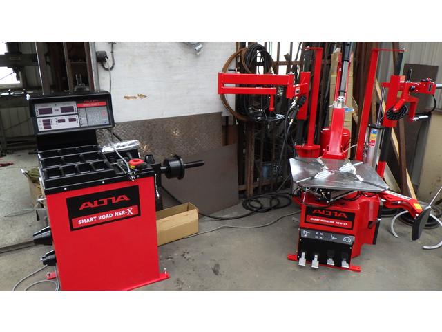 タイヤ交換やパーツの取り付けももちろんＯＫです。お気軽にお問合せ下さい。