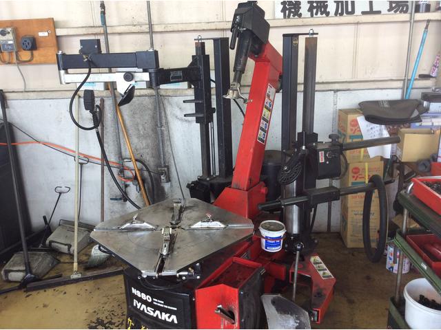 タイヤ交換も勿論おまかせください