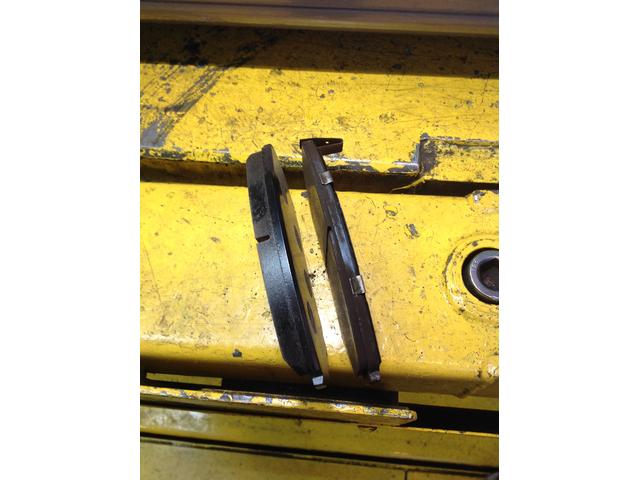 奈良市 M様 MPV ブレーキパッド交換