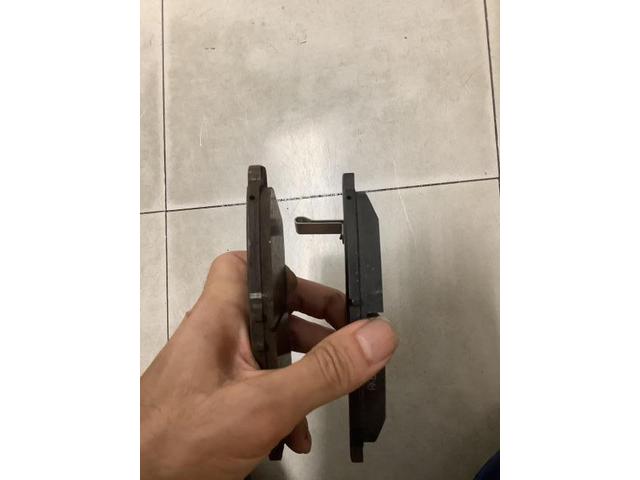 ホンダ GB5フリード 車検  フロントブレーキパッド交換 奈良市 大和郡山市 木津川市 磯城郡 生駒市
生駒郡