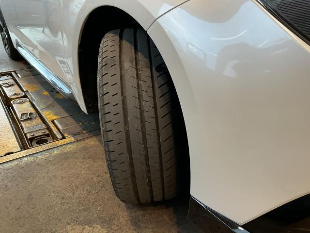 トヨタ　カローラ　サスペンション・足回り修理・整備  タイヤ交換　スタッドレスタイヤ・ホイールセット交換奈良市　大和郡山市　生駒市　生駒郡　磯城郡　木津川市