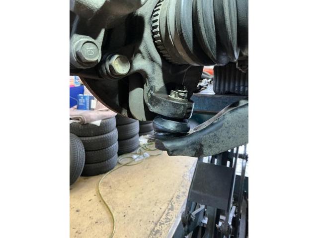 スズキ　ワゴンＲ　車検 予防整備　ロアアームボールジョイントブーツ交換　奈良市　大和郡山市　木津川市　生駒郡　生駒市　磯城郡