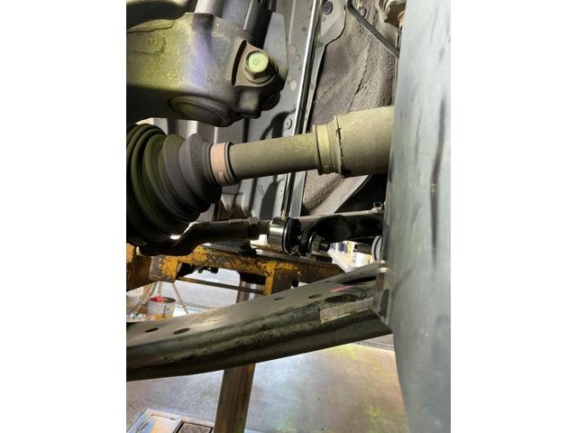 マツダ　ビアンテ　車検 フロントスタビライザーリンク交換　奈良市　大和郡山市　木津川市　磯城郡　生駒郡　生駒市