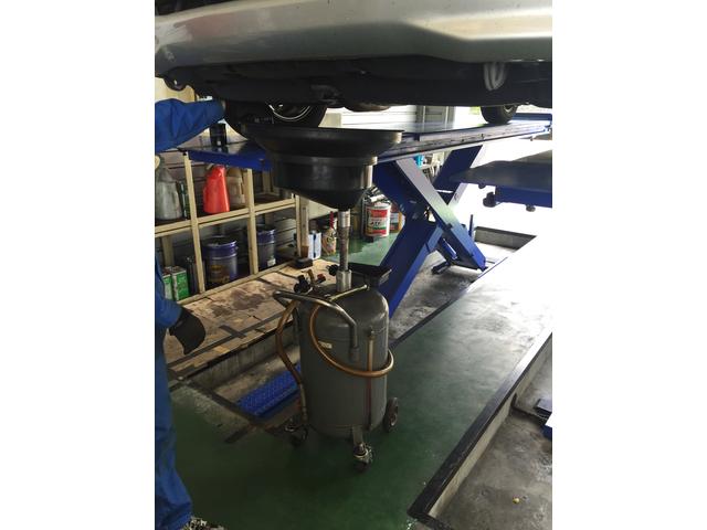 トヨタ　ノア　エンジンオイル交換