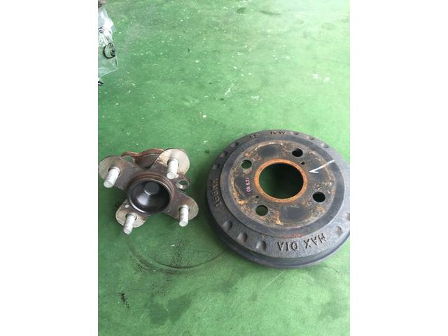 ダイハツ　ムーヴ　ハブベアリング交換