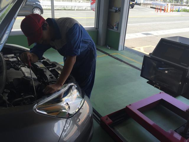 ニッサン ノート 光軸調整