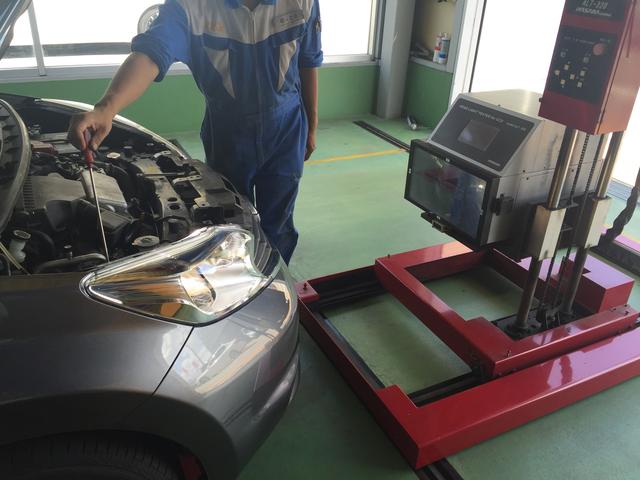 ニッサン ノート 光軸調整