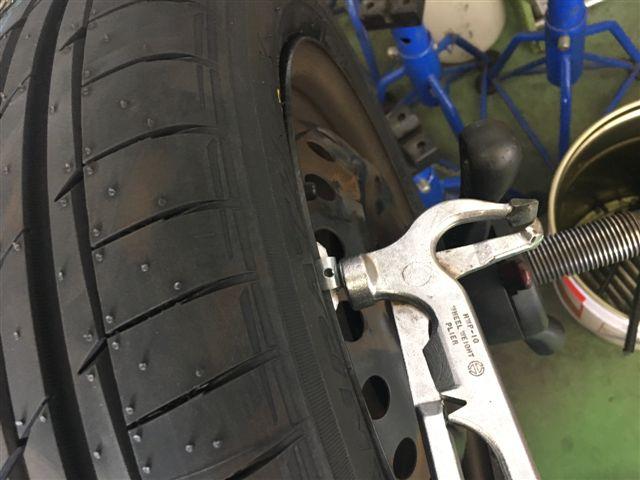 ダイハツ タント タイヤ交換 フロント2本