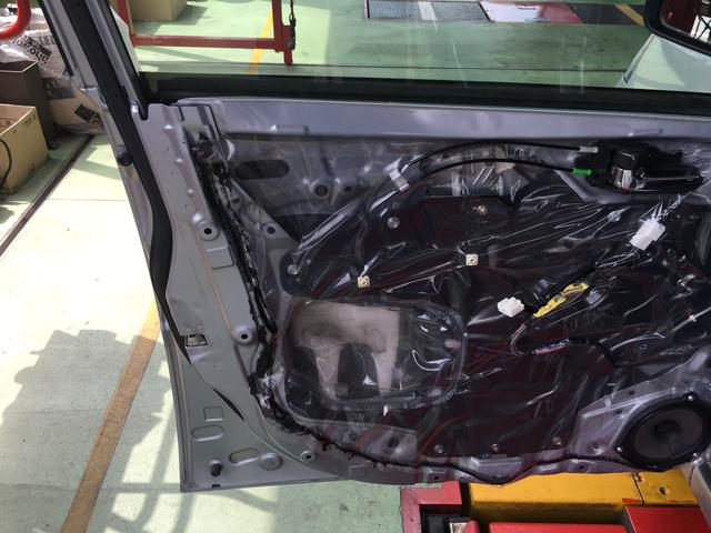 ダイハツ ムーヴ ドアハンドル交換