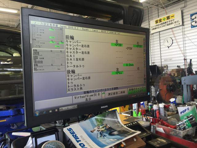 スズキ アルトラパン ホイールアライメント調整