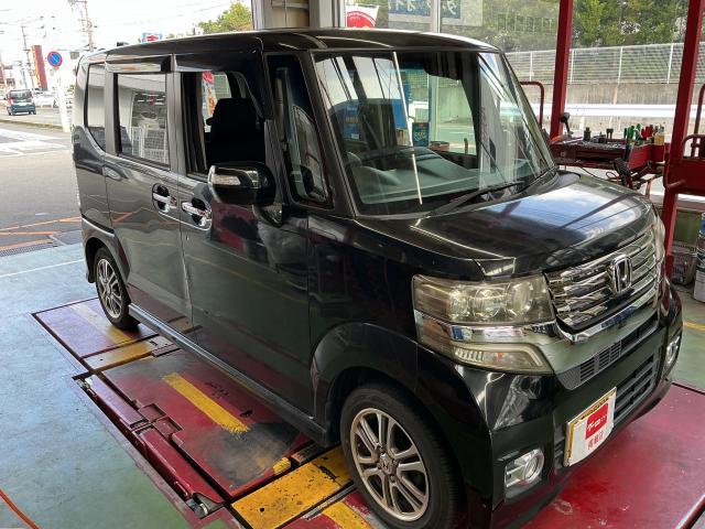 ホンダ　Ｎ－ＢＯＸカスタム　サスペンション・足回り修理・整備  リヤショックオイル漏れ　奈良県　橿原市　大和高田市　香芝市　桜井市　天理市　御所市　磯城郡