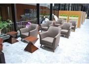 一人掛け用ソファー完備です