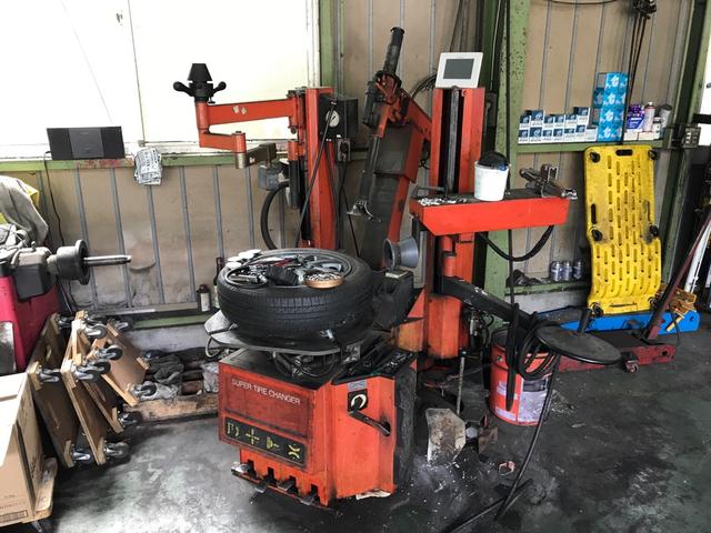 蓮田市の、くるま屋てつじです！車検・整備・販売・カスタム（保安基準内）・パーツ取付等、お任せ下さい！