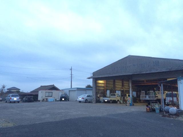 安藤自動車整備工場3