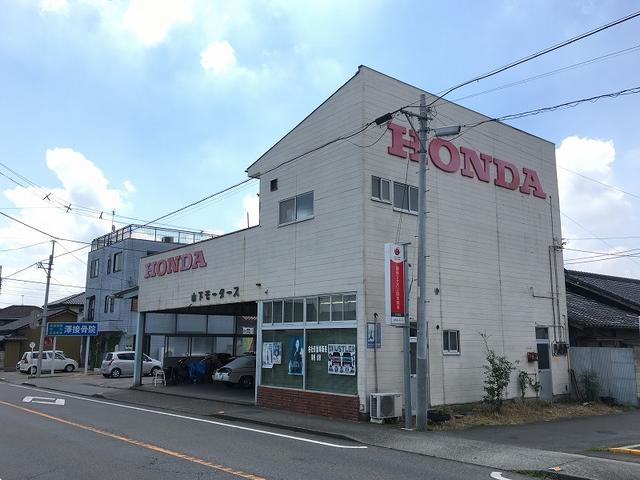 車検・整備・修理・鈑金・塗装などお車の事なら当店にお任せください！