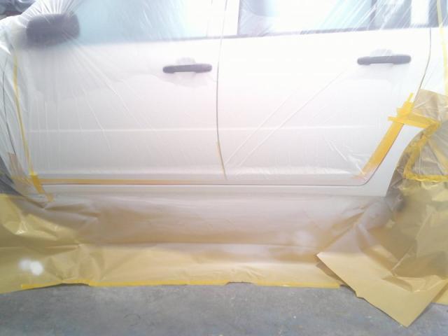 トヨタ　プロボックス　縁石接触　サイドシル（車体した）キズ・へこみ直し　郡山市