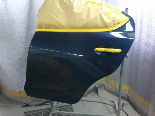 マツダ　ＭＡＺＤＡ２　リヤドアとその横（クォーター）　キズ・へこみ直し　郡山市板金塗装