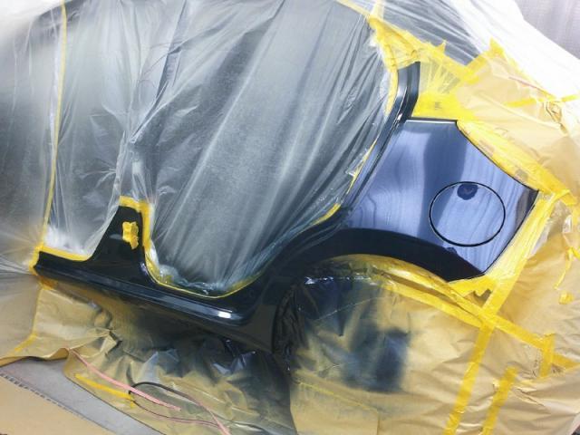 マツダ　ＭＡＺＤＡ２　リヤドアとその横（クォーター）　キズ・へこみ直し　郡山市板金塗装