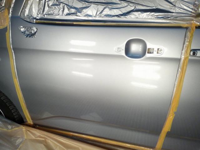 トヨタ　ルーミー　最短２日　ドアパンチキズ・へこみ直し　郡山市板金塗装