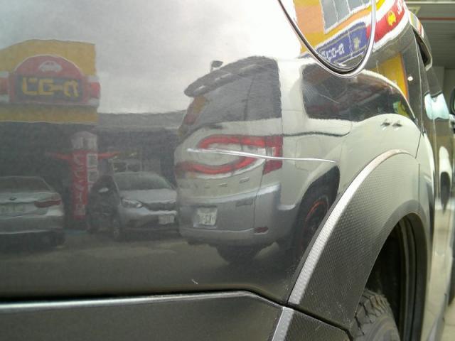 スバル　フォレスター　給油口付近　キズ・へこみ直し　郡山市板金塗装