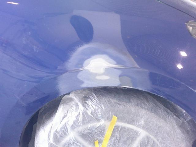 トヨタ　ヤリス　前タイヤ上（フェンダー）キズ・へこみ直し　郡山市板金塗装