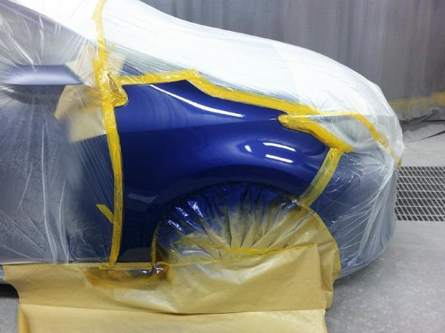 トヨタ　ヤリス　前タイヤ上（フェンダー）キズ・へこみ直し　郡山市板金塗装