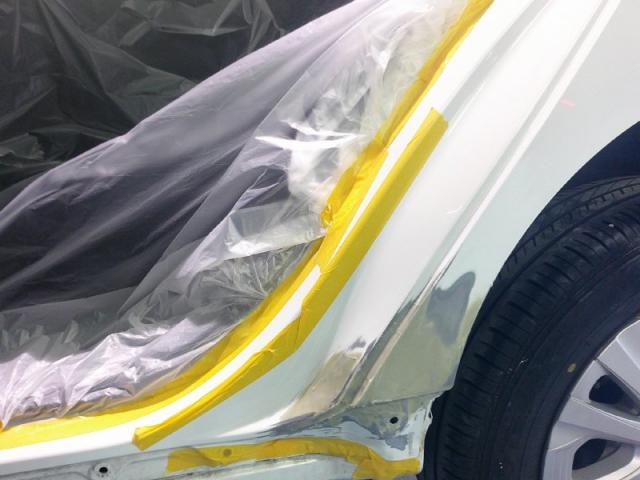 トヨタ　プリウス　保険修理　リヤドア交換他キズ・へこみ直し　郡山市