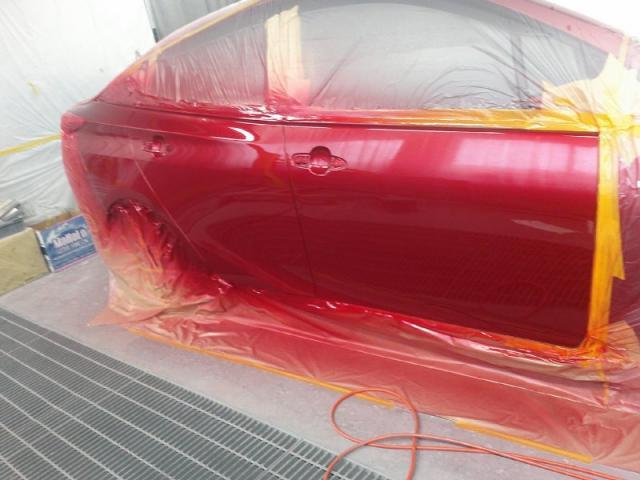 トヨタ　プリウス　エモーショナルレッド(色番号3Ｔ7)　ドアキズ・へこみ直し　郡山市カーコン工法