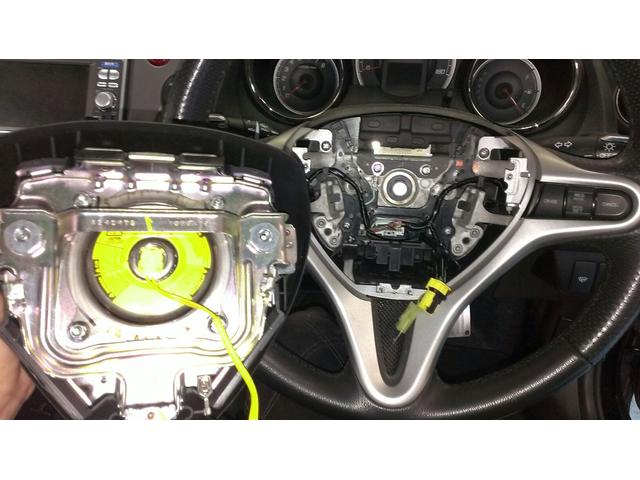 ホンダ　フィット　エアバッグリコール作業