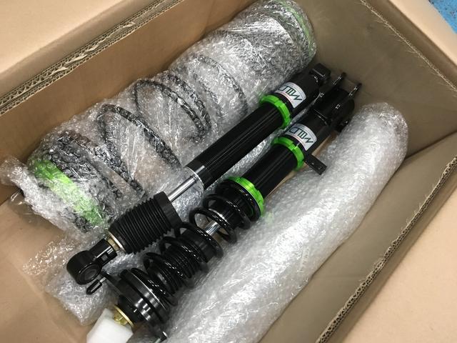 ダイハツ エッセ(L235S) 車高調交換【徳島の交換修理はハル ダイハツ エッセ(L235S) 車高調交換【徳島の交換修理はハル
