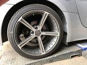 自社にてタイヤチェンジャー＆バランサー完備です！