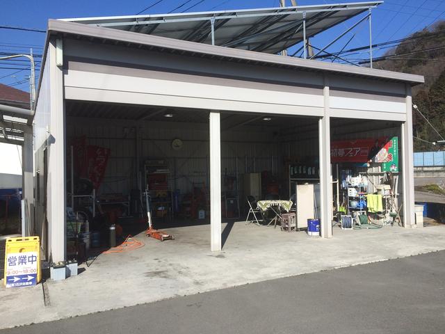 スタッドレスタイヤへの履き替えや購入等もお任せください！