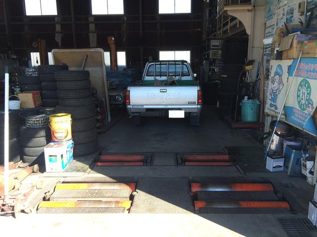 藤岡自動車整備工場3