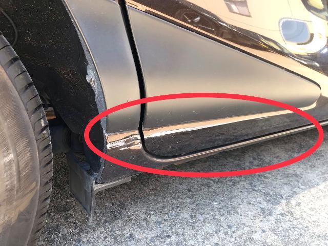 トヨタ　シエンタ　NSP170G スライドドア　ロッカーパネル　サイド　ステップ　ヘコミ　キズ  修理　鈑金　塗装　善通寺　丸亀　香川
