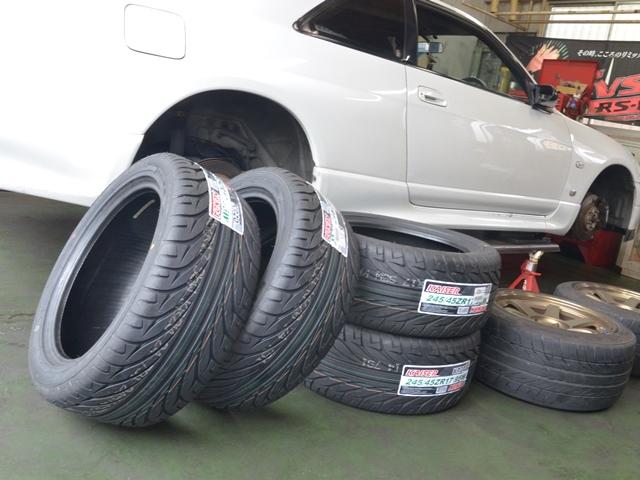 東京 八王子 ニッサン スカイライン GT-R ネットで購入のタイヤ交換になります。