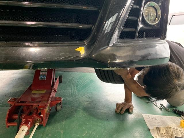 ヴェルファイア　エアロ取付　修理　加工　ＦＲＰ　Ｆバンパー
福島市　二本松市　川俣町　傷　車　板金　塗装　