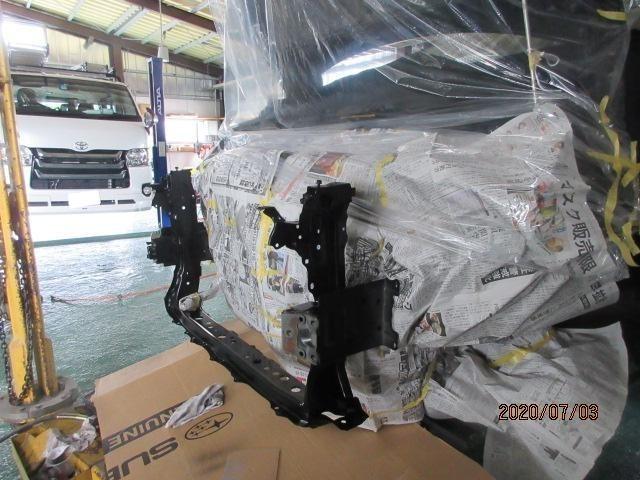 トヨタ　ハイブリット　アクア　フレーム修正　
車　板金　塗装　自動車　福島市　グローバルジグ　ジグ