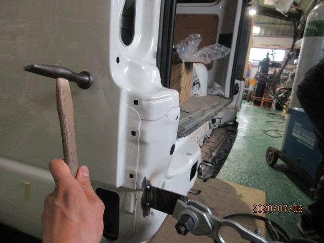 ハイエース　バックパネル　クウォーター
Ｒフェンダー修理　フレーム修正　H31年　ＧＤＨ206　福島市　板金塗装

