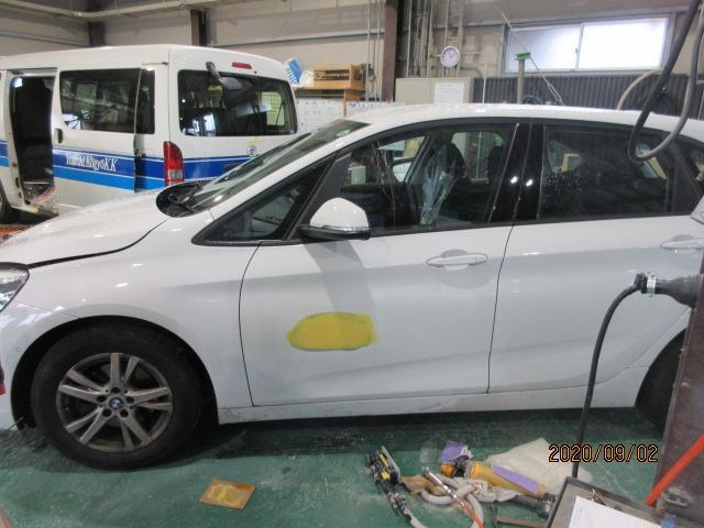 ＢＭＷ　218 ２シリーズ　 左Ｆドア板金修理
自動車　板金塗装　キズヘコミ　福島市　外車　輸入車
