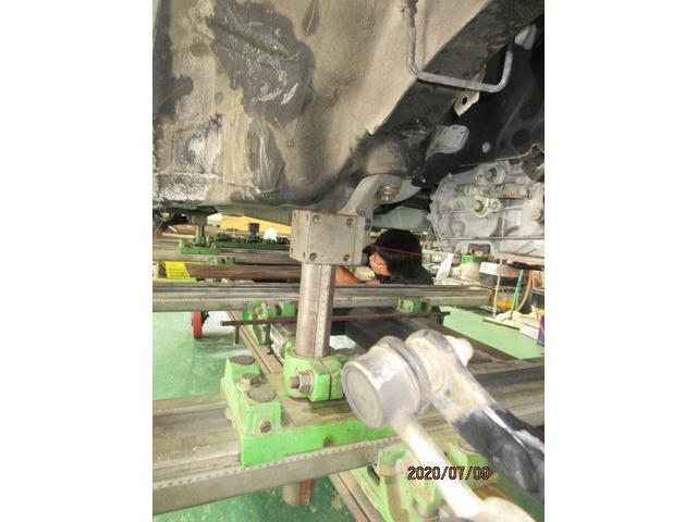 スバル　フォレスター　ＳＪ5　事故修理　
車両保険　福島市　自動車　板金塗装　キズへこみ　フレーム修正