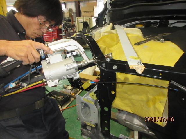 スバル　フォレスター　ＳＪ5　事故修理　
車両保険　福島市　自動車　板金塗装　キズへこみ　フレーム修正