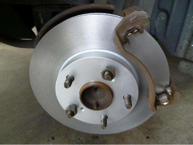 ブレーキローター研磨 石川県金沢市より