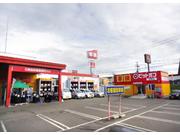 国道沿いのお店です