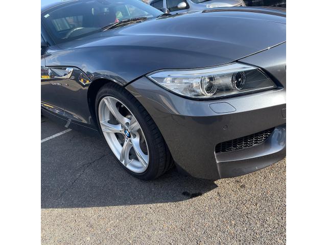 ＢＭＷ　３シリーズ　F30  Z4 E89  オイル漏れ修理　車検　新潟
