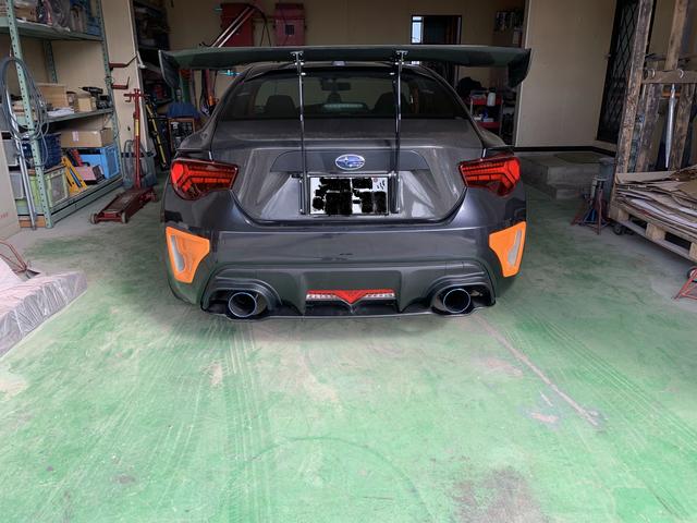 BRZ ZC6 TRDフェンダーガーニッシュ交換＋塗装 リアバンパー